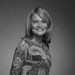 Nicola Irons